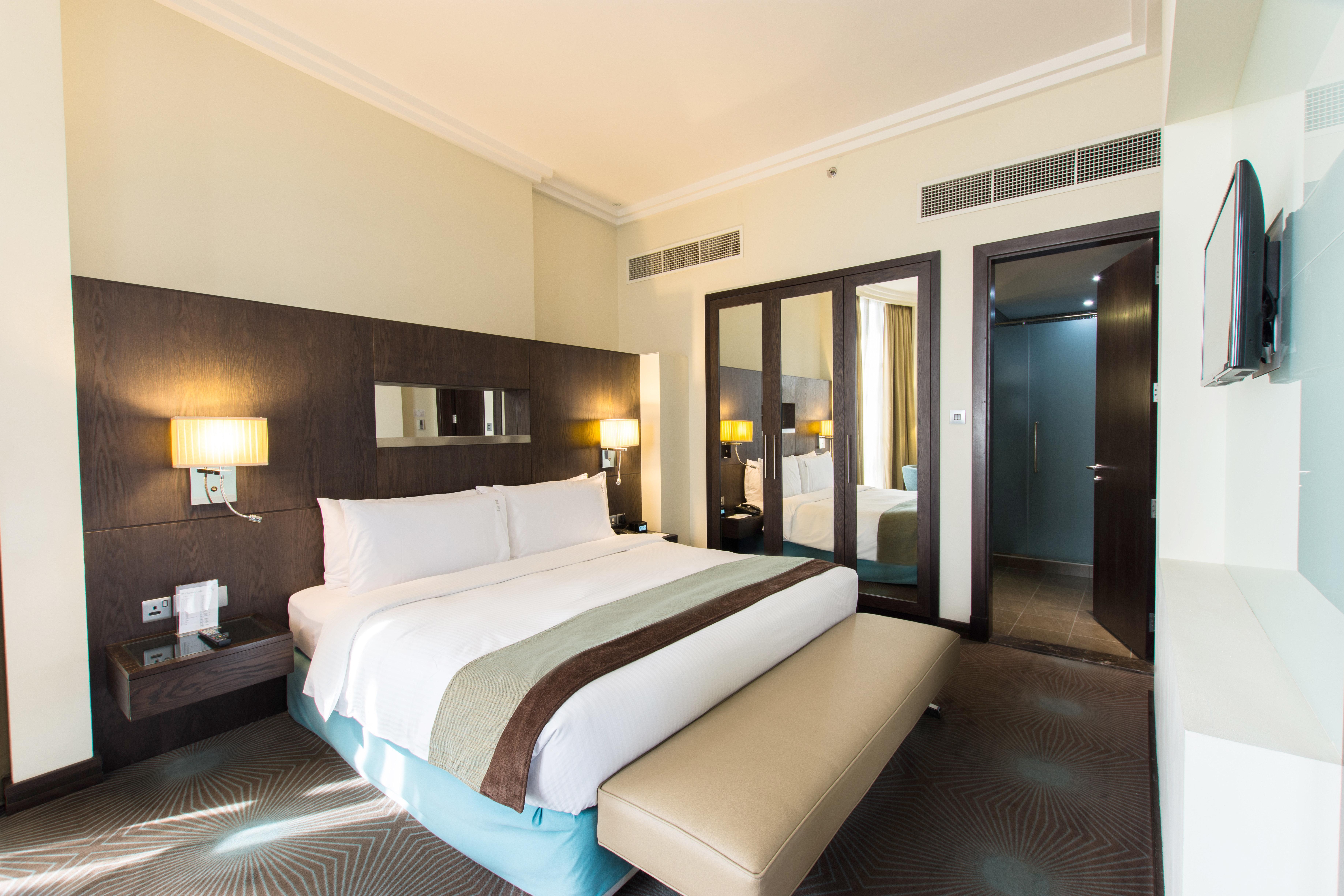 Holiday Inn Abu Dhabi, An Ihg Hotel Esterno foto